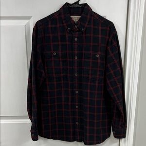 Duluth Trading Co Plaid Shirt in Black and Red